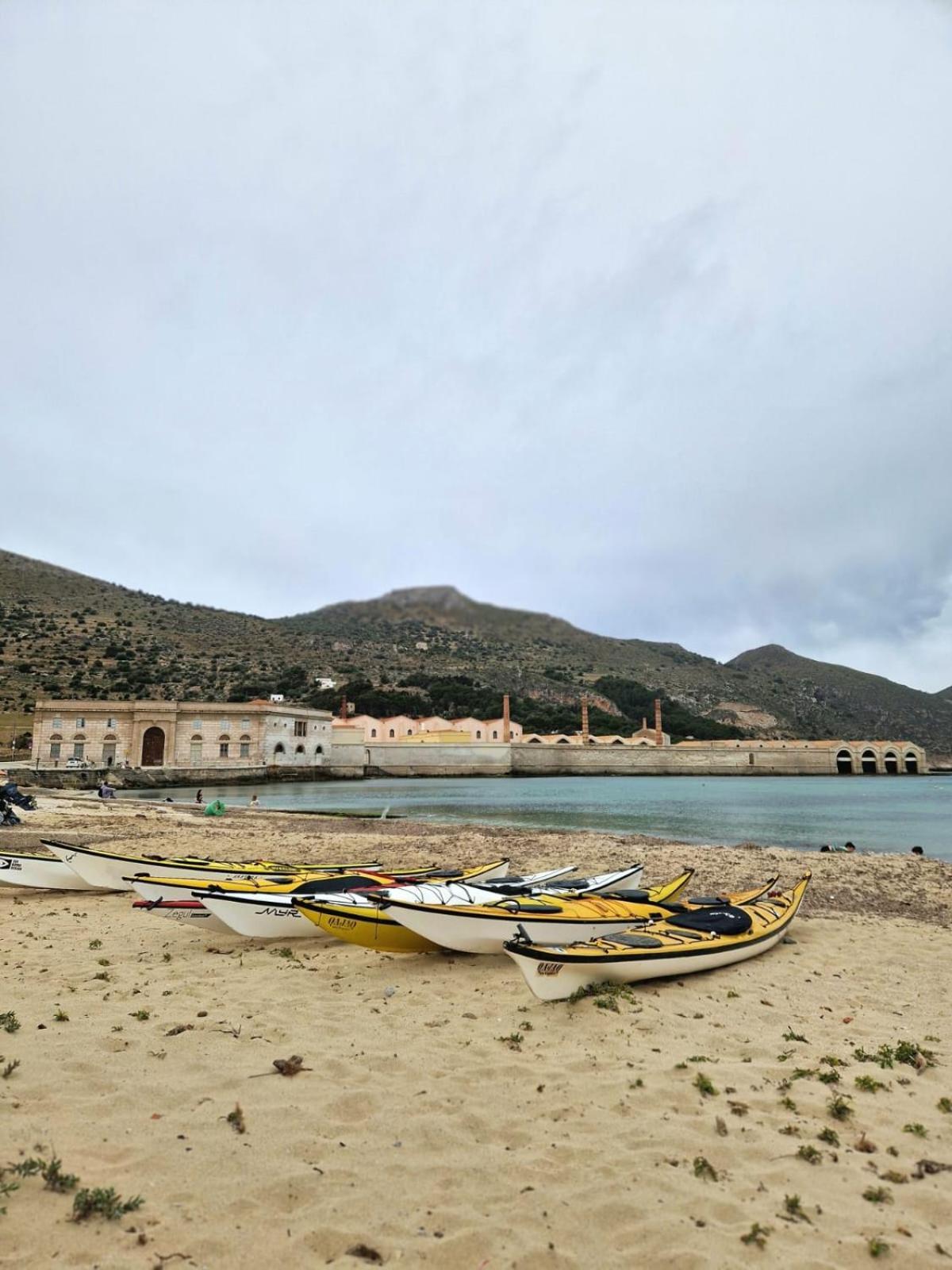 A Due Passi Dal Mare Praia House Apartment Favignana Exterior photo